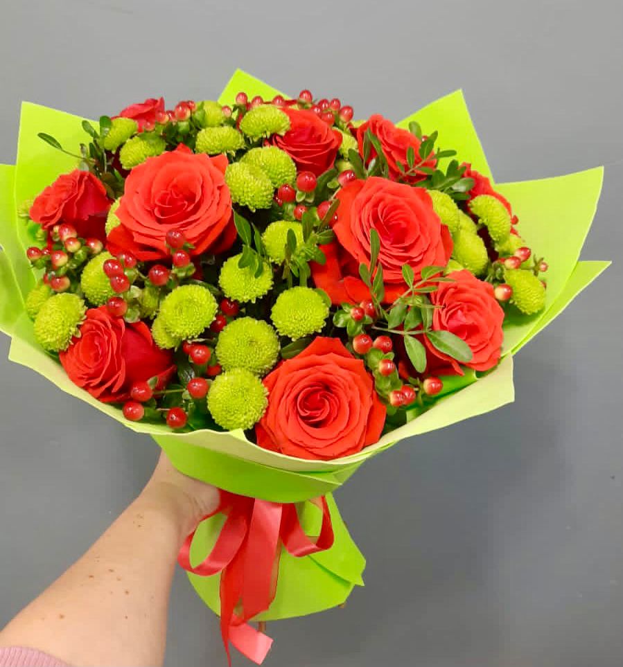 Букет признание в Лянторе Букет цветов из: Хризантемы и Розы в Лянторе