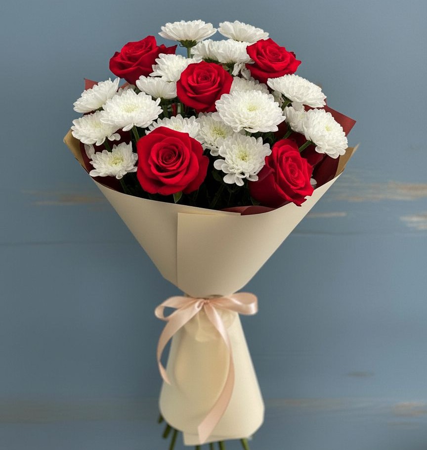 Букет романтическая гармония в Лянторе Букет цветов из: Розы и Хризантемы в Лянторе