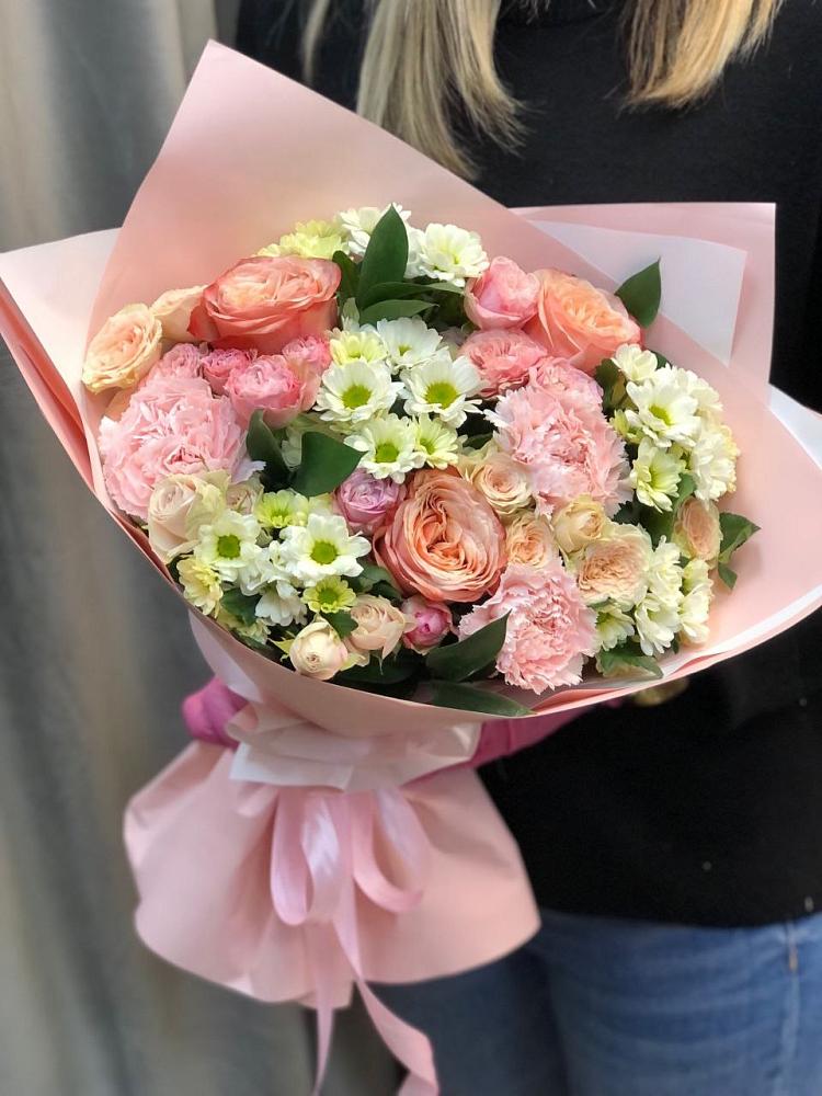 Букет цветов из: Гвоздики, Розы и Хризантемы в Лянторе