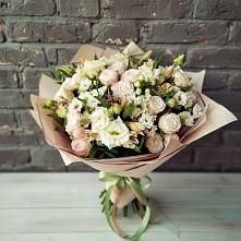 Букет нежное ассорти в Лянторе Букет цветов из:  Альстромерии, Розы и Хризантемы в Лянторе
