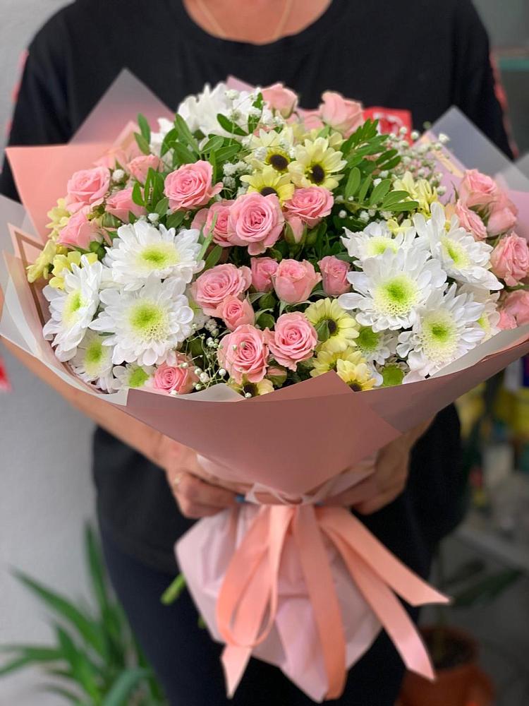 Букет цветов из: Розы и Хризантемы в Лянторе