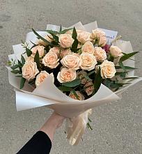 Букет Кремовые розы Латте в Лянторе