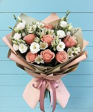 Букет олимп в Лянторе Букет цветов из:  Розы, Альстромерии и Лизиантусы в Лянторе