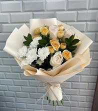 Букет цветочный вальс в Лянторе Букет цветов из:  Розы и Хризантемы в Лянторе