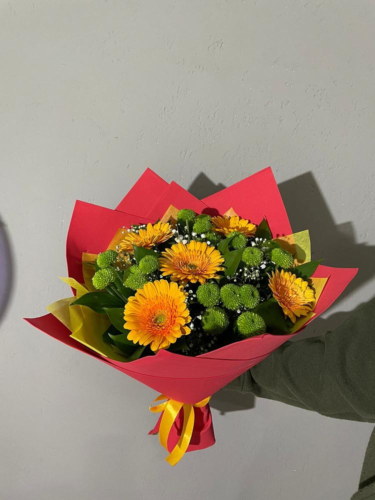 Букет восход солнца в Лянторе Букет цветов из: Герберы и Хризантемы в Лянторе