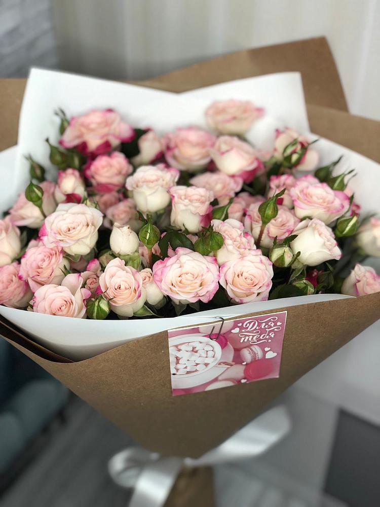 Букет теплый ветер в Лянторе Букет цветов из: Розы в Лянторе