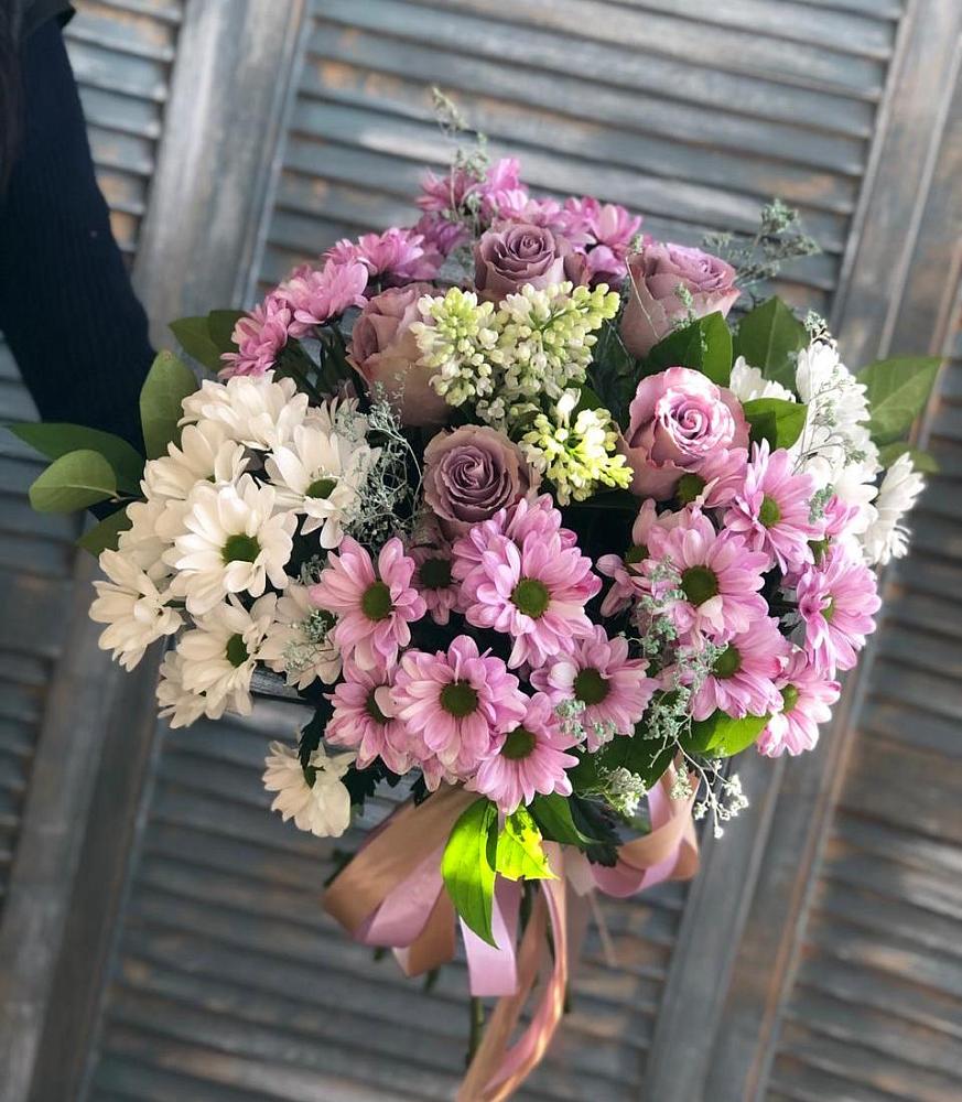 Букет Цветочный шарм в Лянторе Букет цветов из: Хризантемы и Розы в Лянторе