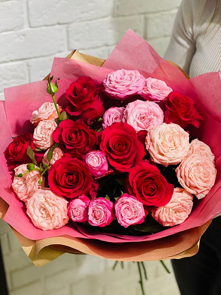 Букет Великолепный в Лянторе Букет цветов из: Розы в Лянторе