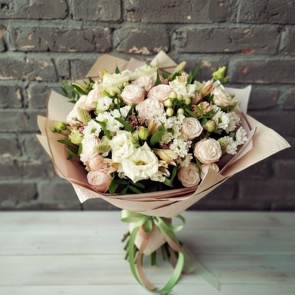 Букет нежное ассорти в Лянторе Букет цветов из: Альстромерии, Розы и Хризантемы в Лянторе
