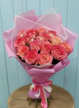 15 Розовых роз Равель в Лянторе Букет 15 Розовых роз Равель в Лянторе