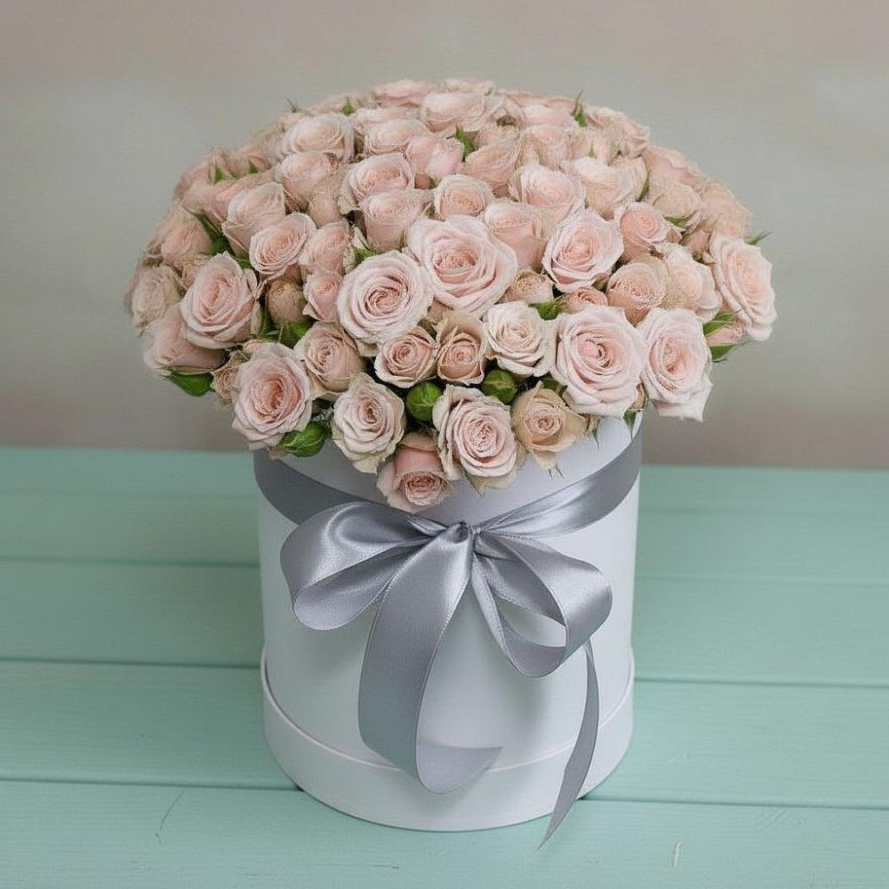 Композиция утонченная красота в Лянторе Цветочная композиция из Розы в шляпной коробке в Лянторе